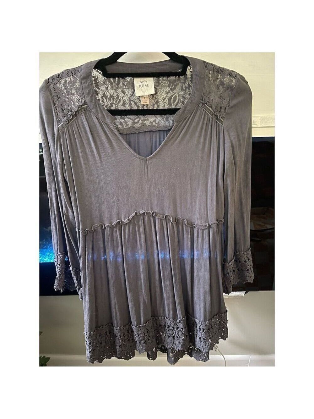 Knox Rose Women's Gray Bohemian Blouse V-Neck Bell Sleeve Size S 20x27